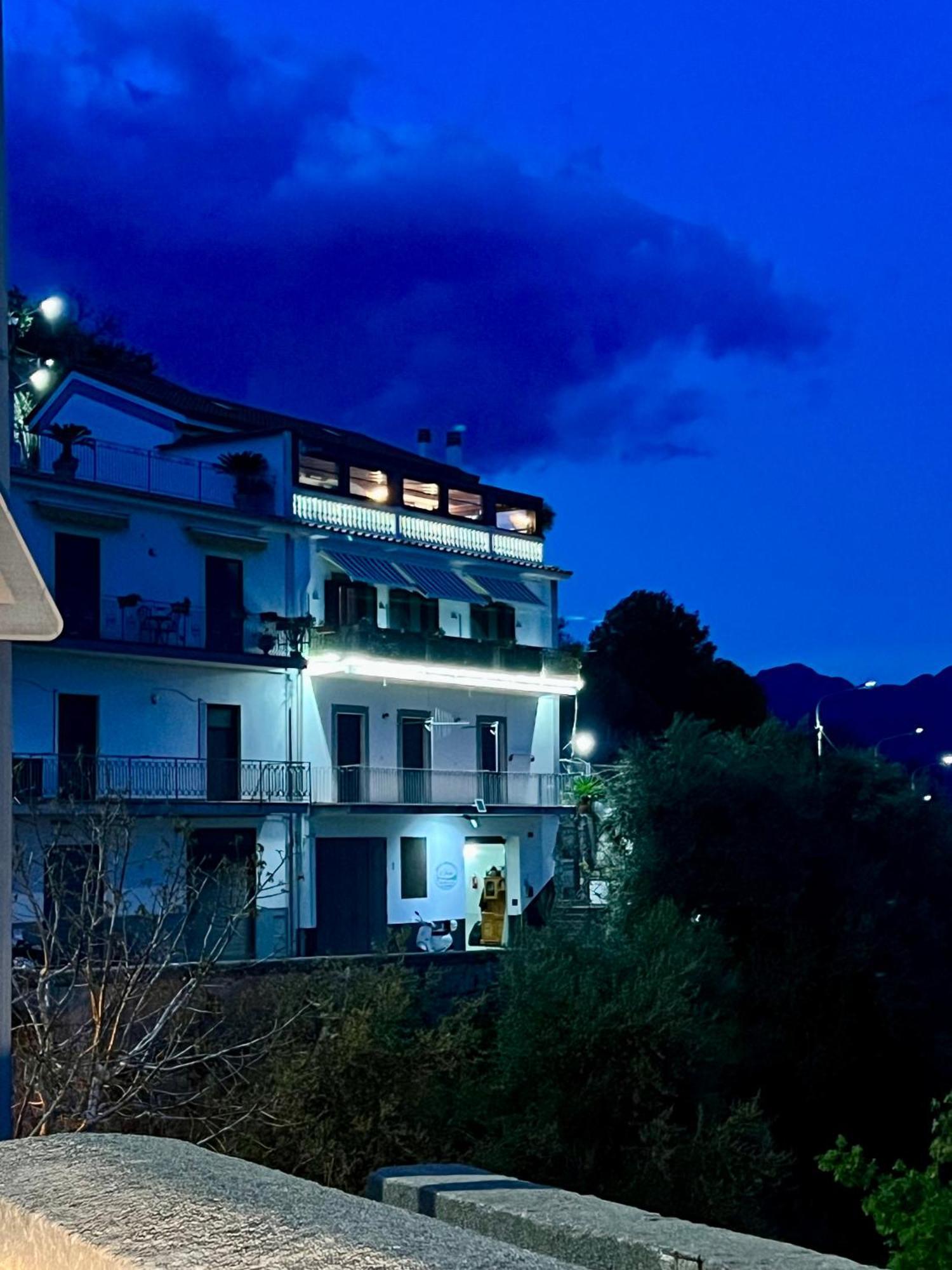 B&B Il Pavone Conca dei Marini Exterior photo